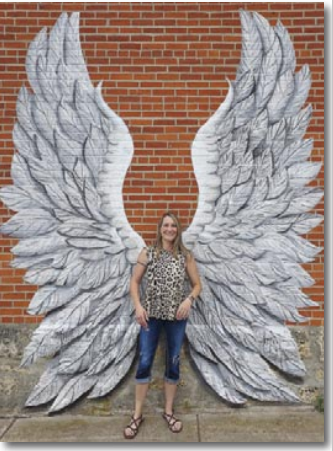 graffiti angel wings